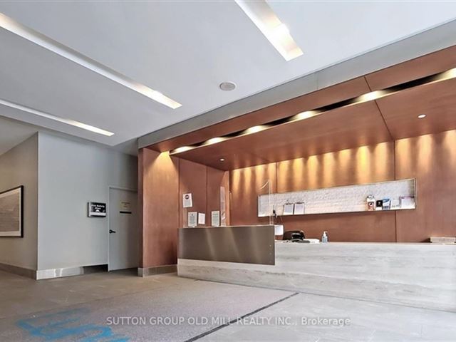 Luna | Luna Vista at CityPlace - 1802 25 Capreol Court - photo 2