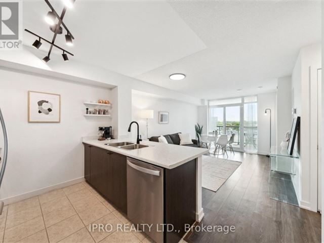 The Village by Main Station - 513 14 Trent Avenue - photo 1