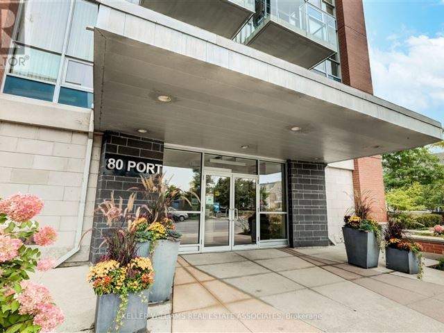 The Regatta 2 - 504 80 Port Street East - photo 2