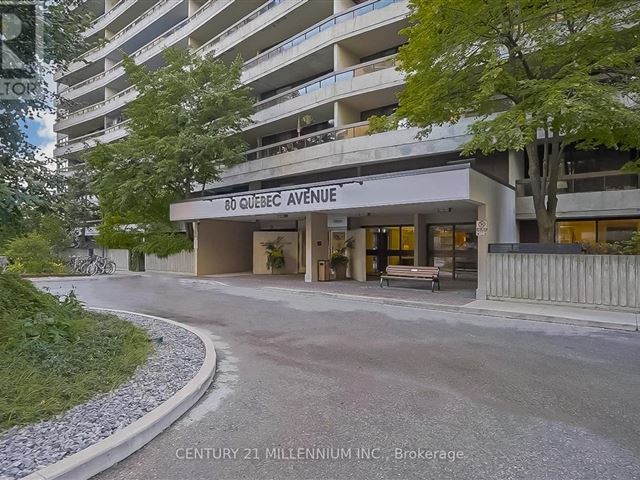 High Park Green - 106 50 Quebec Avenue - photo 3