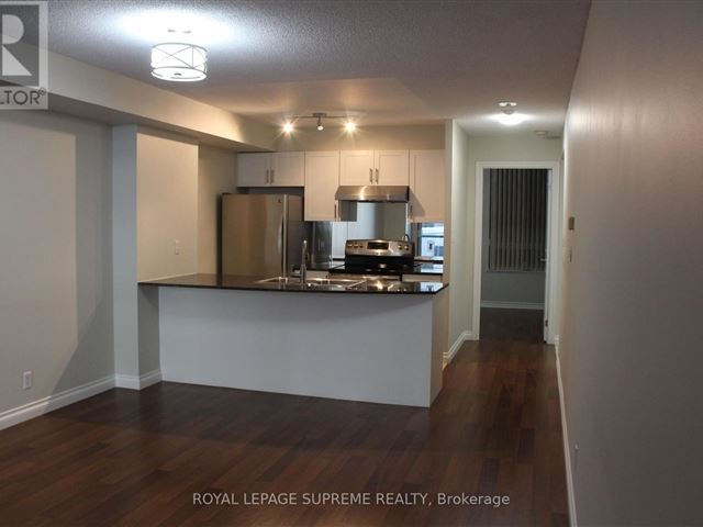 The Royalton - 210 801 Bay Street - photo 2