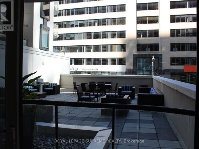 The Royalton - 210 801 Bay Street - photo 3