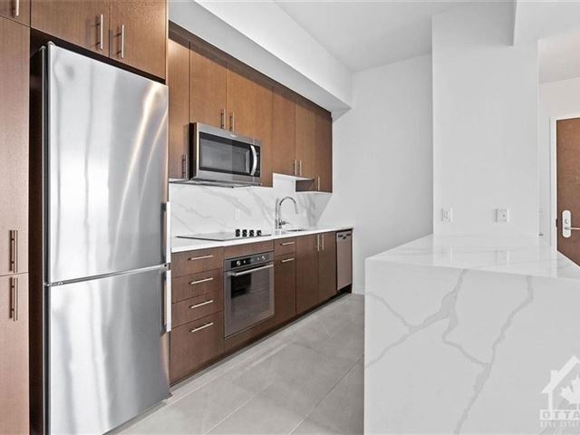 Claridge Icon - 3506 805 Carling Avenue - photo 3