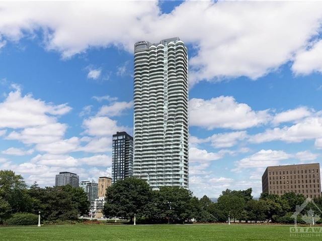 Claridge Icon - 3604 805 Carling Avenue - photo 1