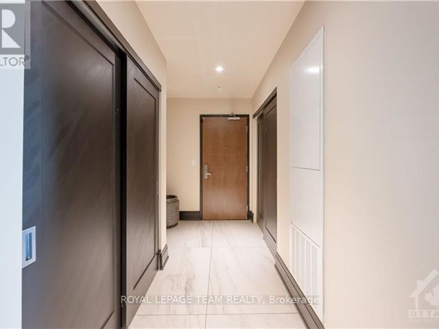 Claridge Icon - 4101 805 Carling Avenue - photo 2