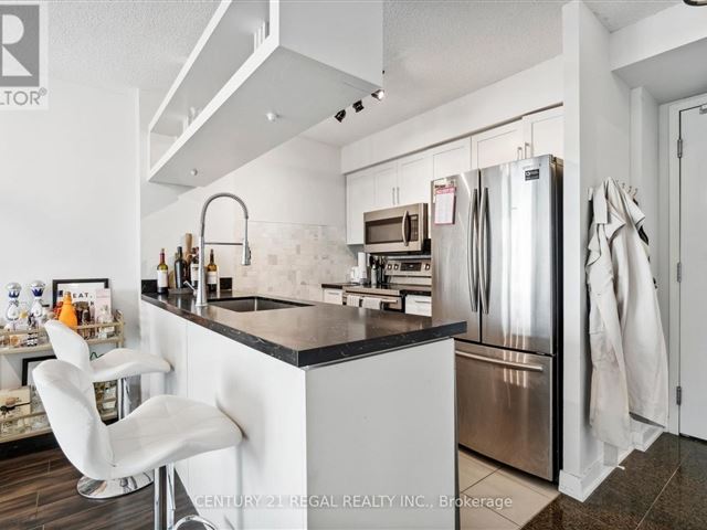 Optima - CityPlace - 1609 81 Navy Wharf Court - photo 3