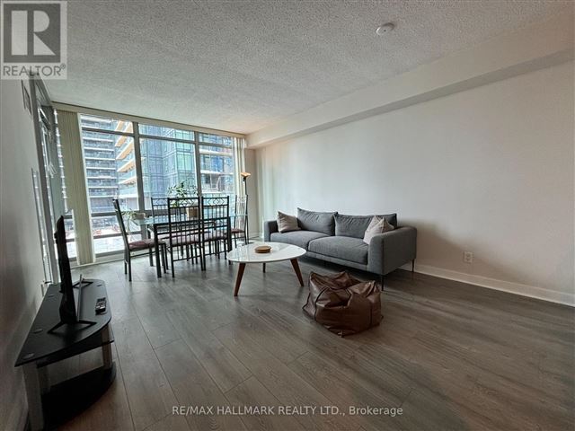 Optima - CityPlace - 1907 81 Navy Wharf Court - photo 2