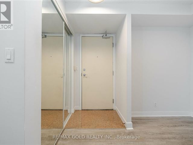 Optima - CityPlace - 2916 81 Navy Wharf Court - photo 3