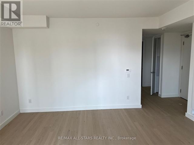 Eighty One Wellesley - 1504 81 Wellesley Street East - photo 1