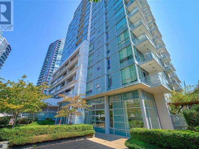 Raffles on Robson - 1101 821 Cambie Street - photo 1