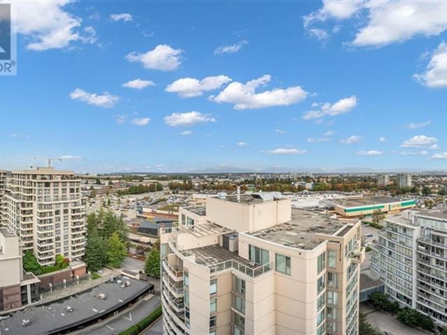 Richmond Towers - 1507 8248 Lansdowne Road - photo 2