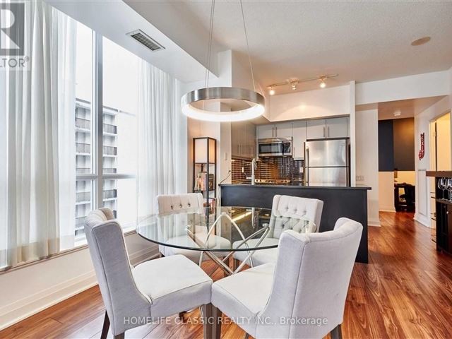 83 Redpath Residences - 1010 83 Redpath Avenue - photo 2