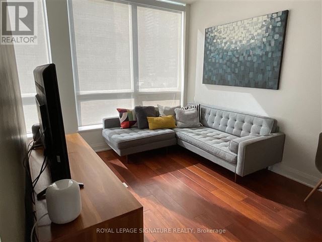 83 Redpath Residences - 508 83 Redpath Avenue - photo 2