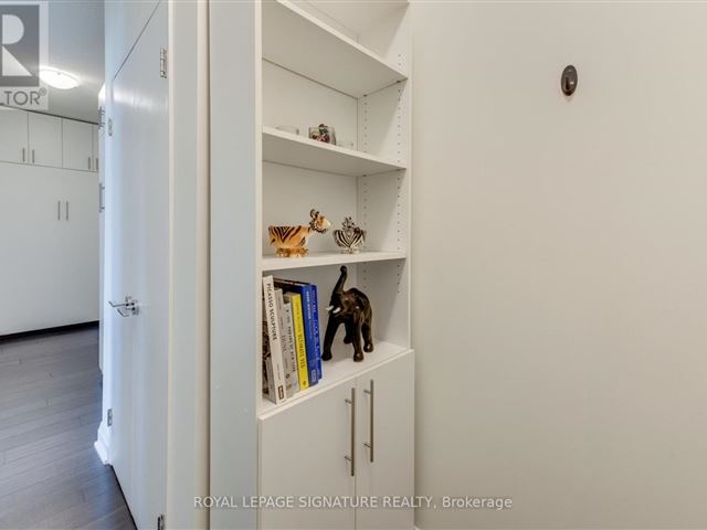 83 Redpath Residences - 402 83 Redpath Avenue - photo 2