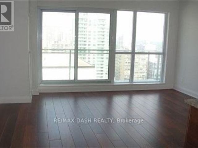 83 Redpath Residences - 1401 83 Redpath Avenue - photo 2