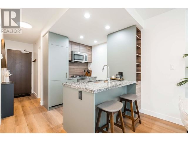 Atelier - 515 833 Homer Street - photo 1