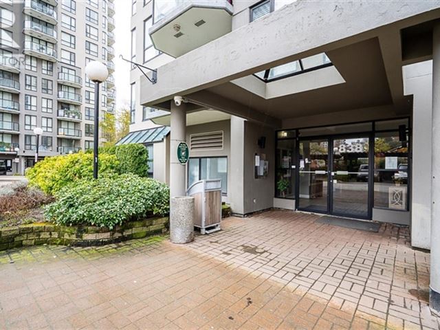 New Westminster Towers - 407 838 Agnes Street - photo 2