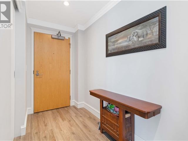 838 Broughton St - 809 838 Broughton Street - photo 3