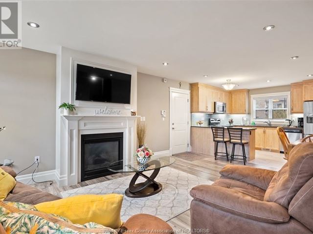 8475 Wyandotte Street East, Unit 116, Windsor — For sale @ $499,900 ...