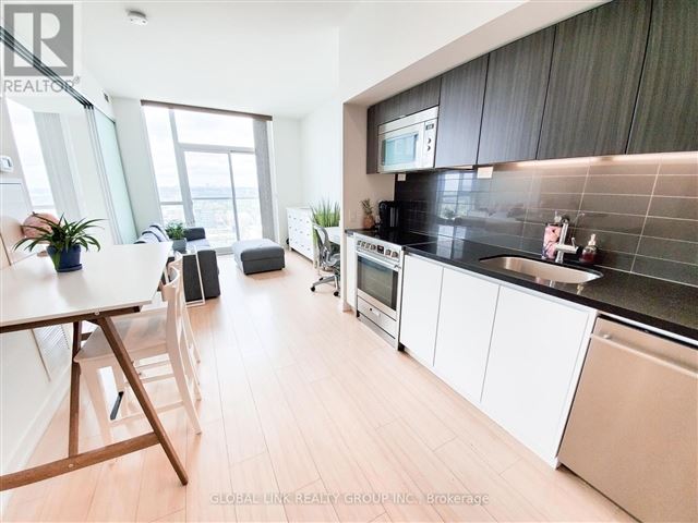 Quartz | Spectra - 4510 75 Queens Wharf Road - photo 1