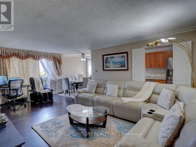 855 Kennedy Road Condos - 506 855 Kennedy Road - photo 2