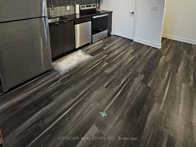 859 West Condos - 605 859 The Queensway - photo 1