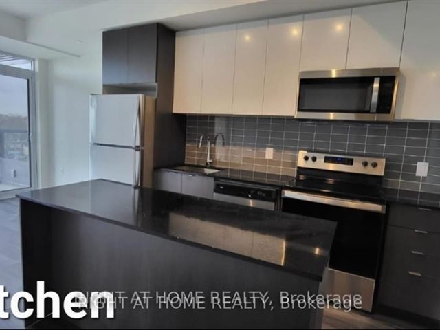 859 West Condos - 524 859 The Queensway - photo 2