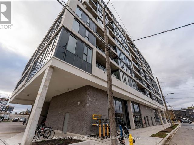 859 West Condos - 707 859 The Queensway - photo 3