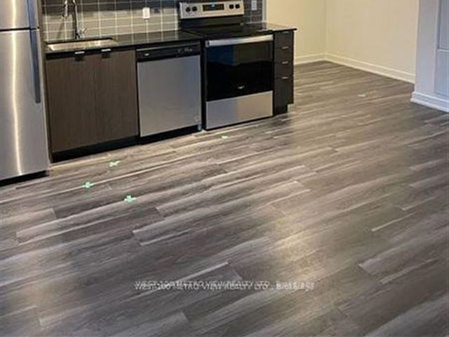 859 West Condos - 413 859 The Queensway - photo 2