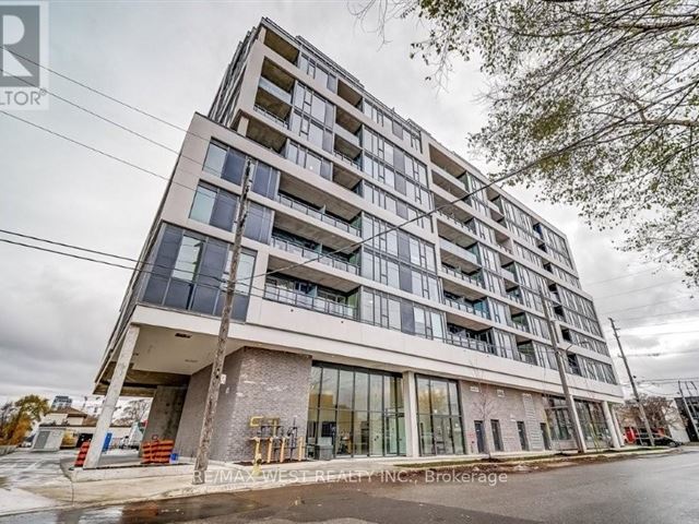 859 West Condos - 513 859 The Queensway - photo 2