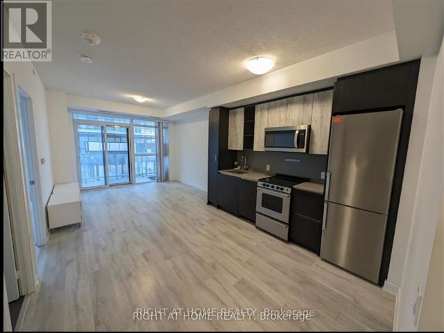 859 West Condos - 524 859 The Queensway - photo 3