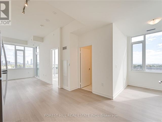 859 West Condos - 802 859 The Queensway - photo 2