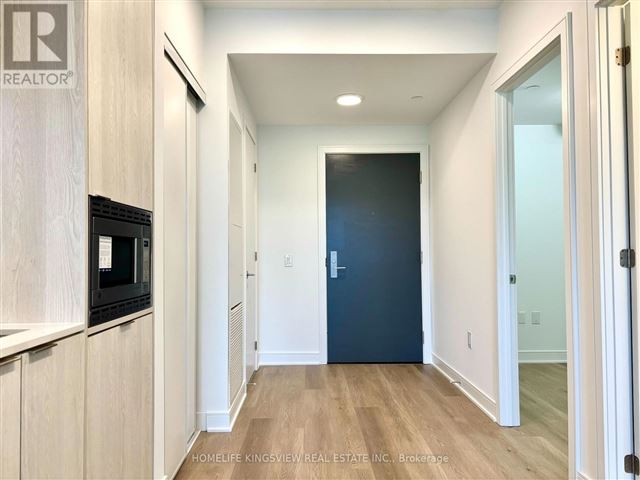 Artform Condos - 507 86 Dundas Street East - photo 3