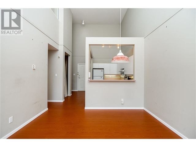 Sunnyvale - 324 7800 Saint Albans Road - photo 2