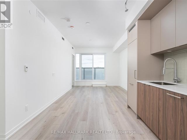 Monza Condos - 502 863 Saint Clair Avenue West - photo 2