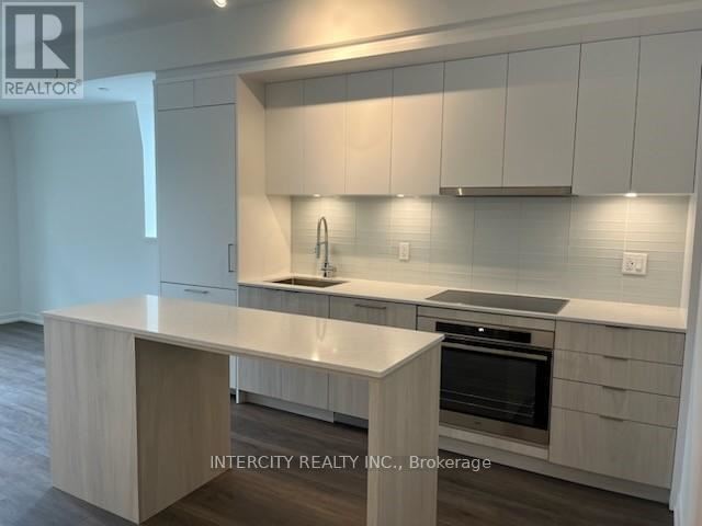 Monza Condos - 304 863 Saint Clair Avenue West - photo 3