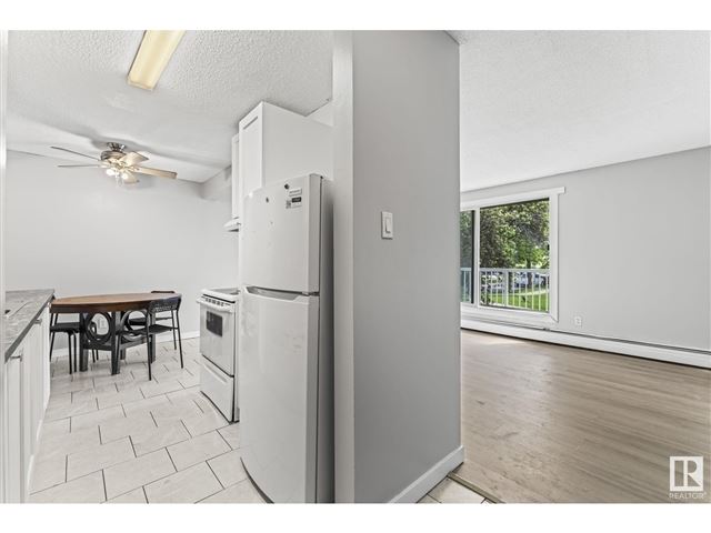 8640 106 AVE NW - 203 8640 106 Avenue Northwest - photo 1