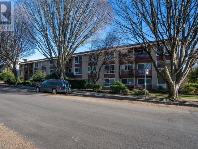 Colonial Arms - 203 8680 Fremlin Street - photo 3