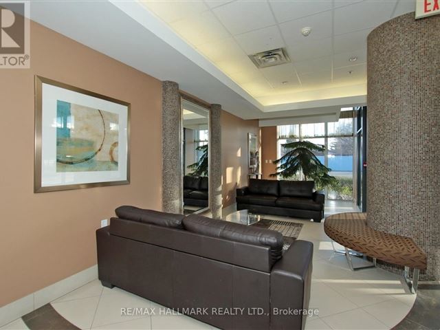 Plaza Royale - 105 872 Sheppard Avenue West - photo 2