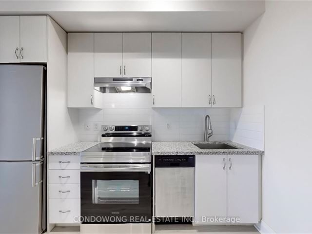 Tao Condos - 531 8763 Bayview Avenue - photo 2