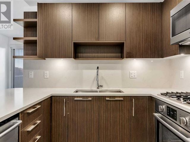 Radius Bridgeland - 512 88 9 Street Northeast - photo 3