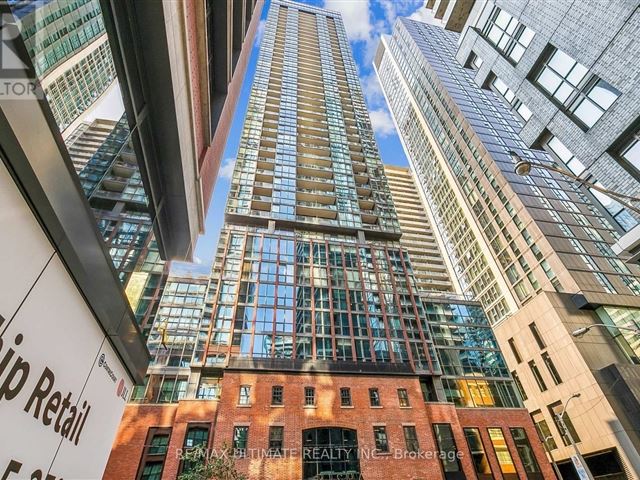 Bisha Hotel & Residences - 1115 88 Blue Jays Way - photo 2