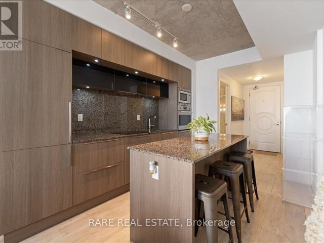 Bisha Hotel & Residences - 3610 88 Blue Jays Way - photo 2