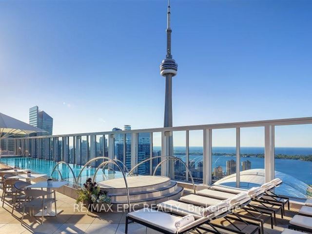 Bisha Hotel & Residences - 1107 88 Blue Jays Way - photo 2