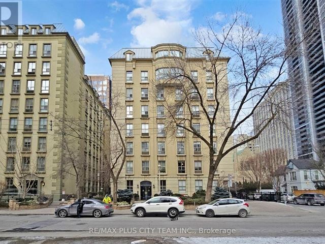 The Waldorf Astoria Lofts - 708 80 Charles Street East - photo 1