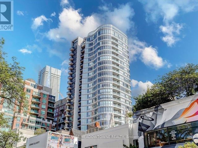 Minto Yorkville Park - 801 88 Cumberland Street - photo 1