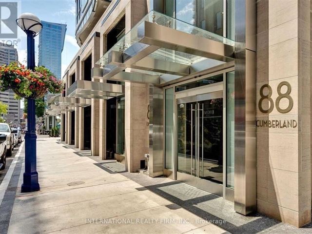 Minto Yorkville Park - 808 88 Cumberland Street - photo 2