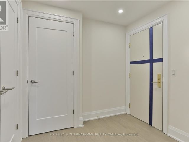 Minto Yorkville Park - 202 88 Cumberland Street - photo 3