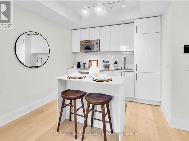 Minto Yorkville Park - 509 88 Cumberland Street - photo 3