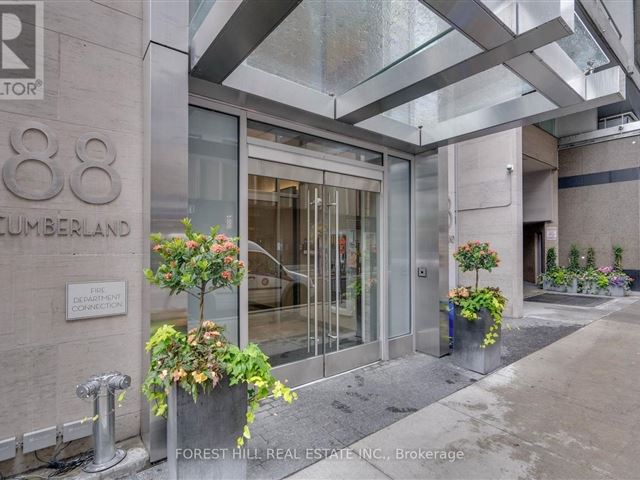 Minto Yorkville Park - 605 88 Cumberland Street - photo 2